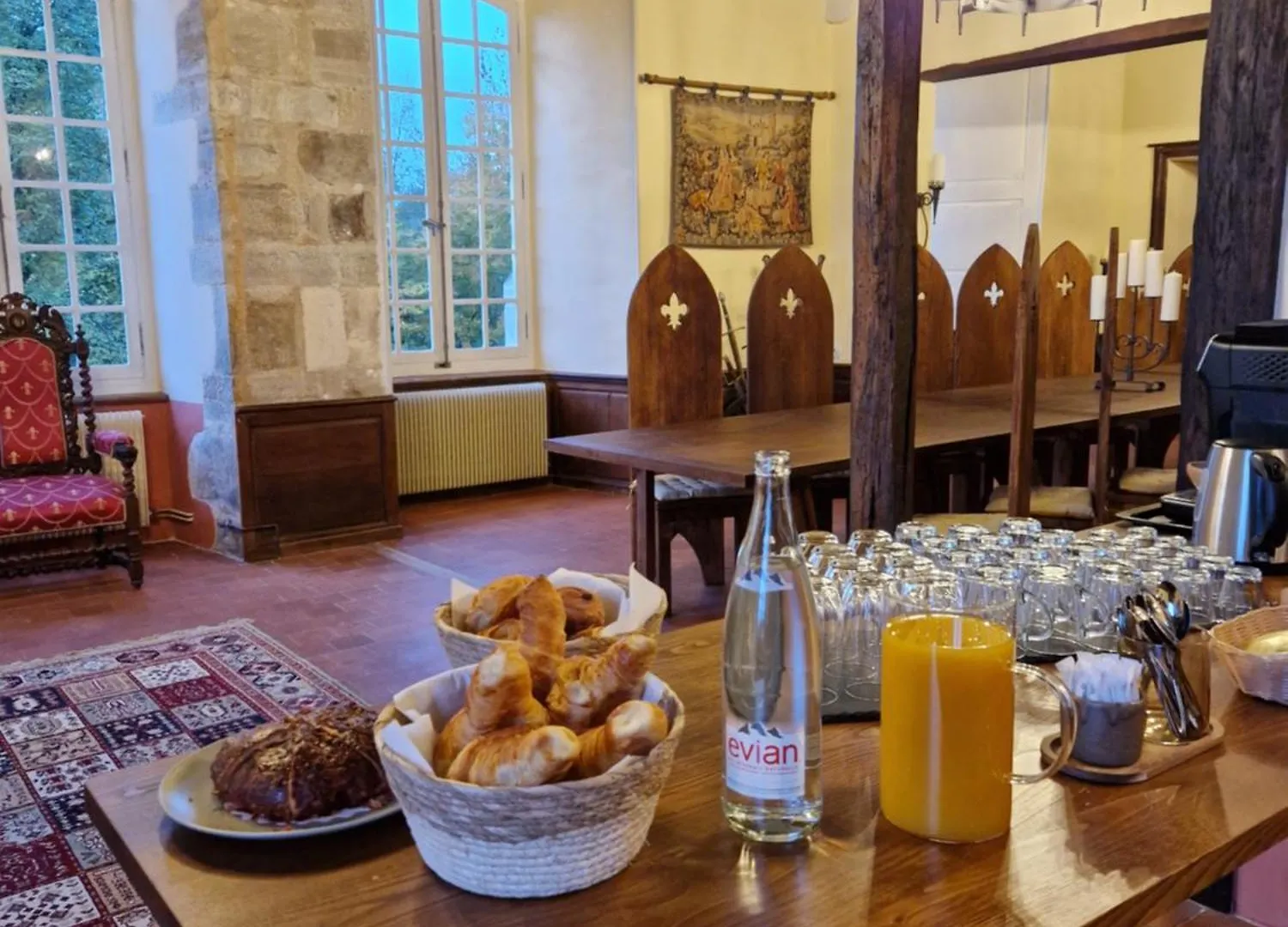 Chateau De La Mothe De Vicq - Allier, A Proximite De Vichy 0*, ヴィック