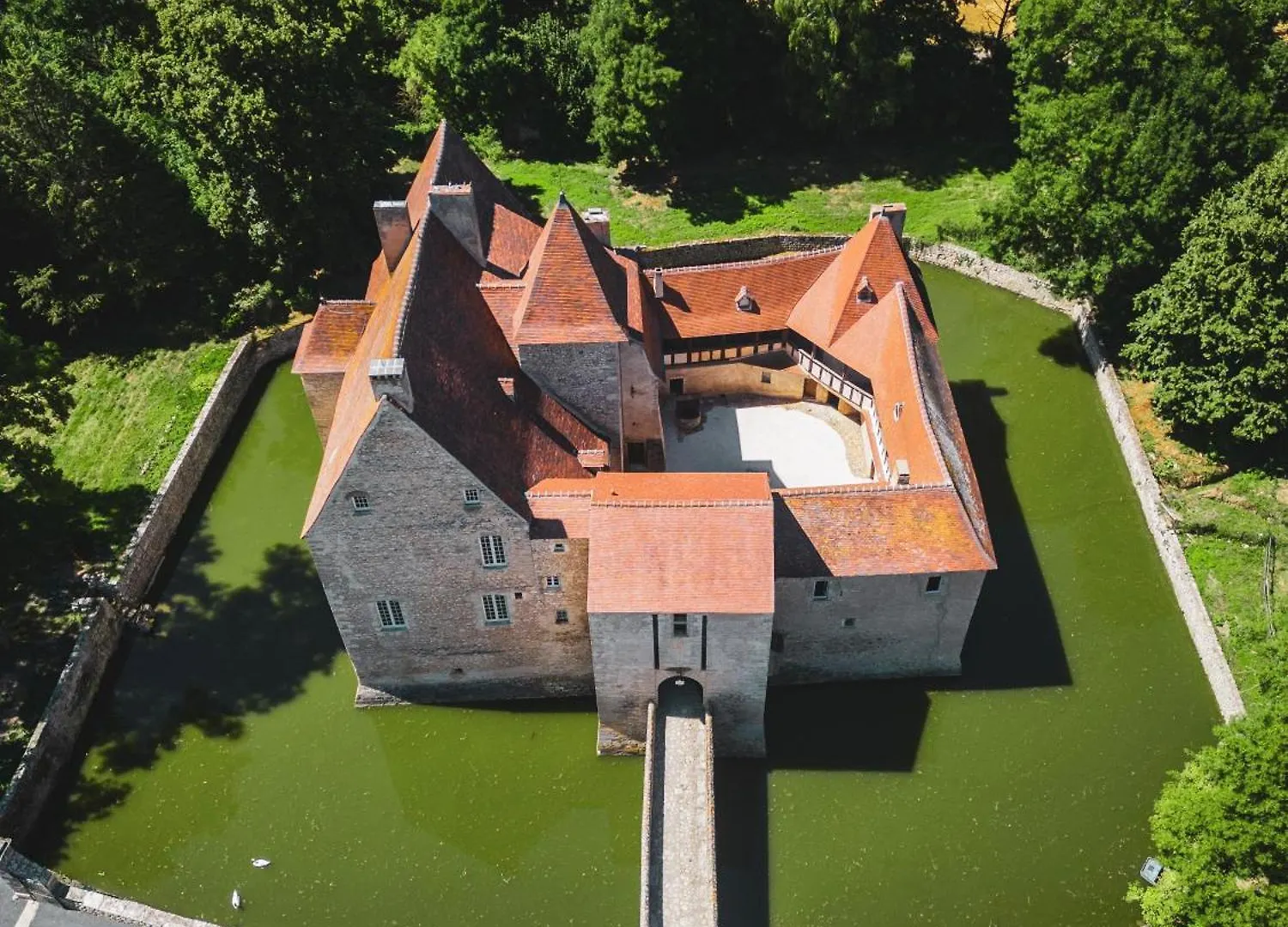 Chateau De La Mothe De Vicq - Allier, A Proximite De Vichy 0*, ヴィック フランス